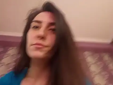 AlejandraDelaney online show from October 4, 2025, 12:28 pm