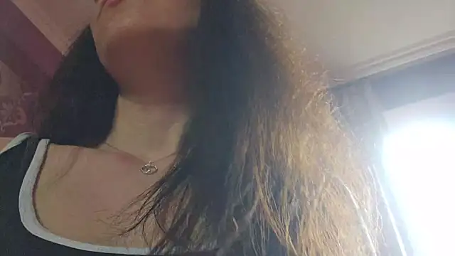 Snapshot of AlejandraDelaney chatting on June 22, 2026, 12:35 pm AlejandraDelaney online show from June 22, 2026, 12:35 pm