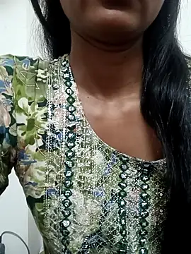 Snapshot of Rajni-Mehra chatting on March 16, 2025, 6:20 am Rajni-Mehra online show from March 16, 2025, 6:20 am