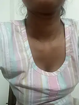 Snapshot of Rajni-Mehra chatting on March 21, 2025, 6:16 am Rajni-Mehra online show from March 21, 2025, 6:16 am