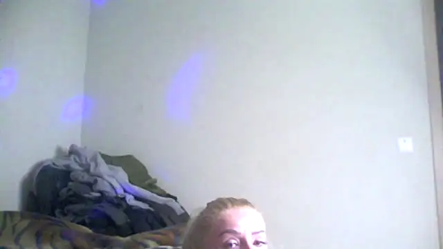 BrigitDani  online show from November 20, 2025, 1:12 pm