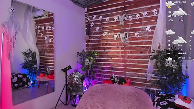 Sapphire Venuss online show from November 1, 2025, 12:17 am