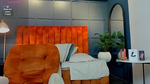 Alex towers online show from December 19, 2024, 12:56 pm