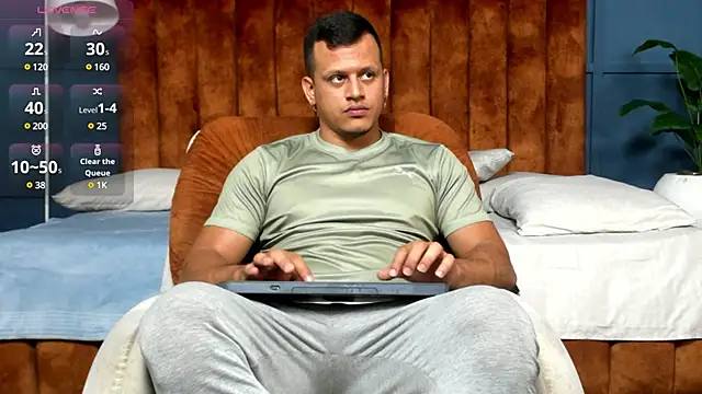 Alex towers online show from December 17, 2024, 10:11 pm