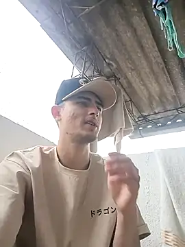 PhilipRich online show from October 18, 2025, 3:25 pm