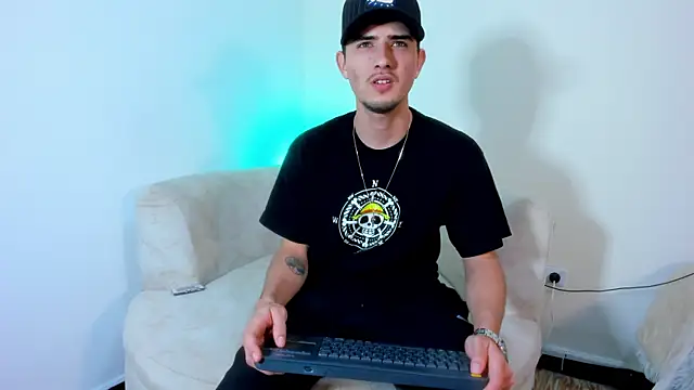 PhilipRich online show from September 18, 2025, 7:39 pm