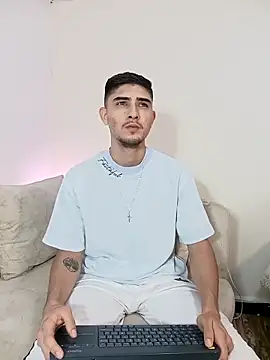 PhilipRich online show from September 24, 2025, 5:08 pm