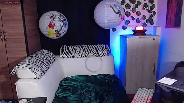 mariangel tattooed barbie online show from February 22, 2025, 3:01 am