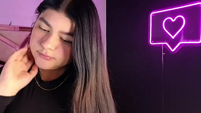 Snapshot of emmalee_01a chatting on February 11, 2025, 11:31 am emmalee 01a online show from February 11, 2025, 11:31 am