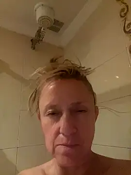 issa soto  online show from September 30, 2025, 4:46 pm