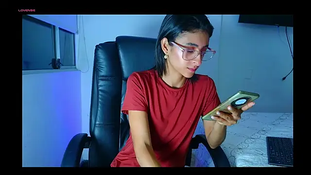 Snapshot of thedianakaro chatting on May 25, 2026, 3:50 am thedianakaro online show from May 25, 2026, 3:50 am