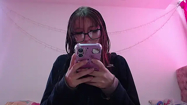 Aurora blossom   online show from January 13, 2026, 6:23 pm