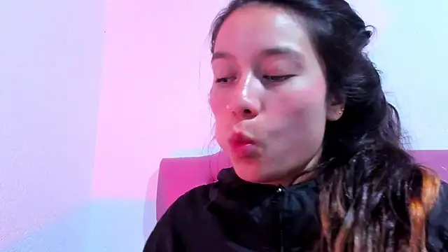 teffy lee online show from February 18, 2025, 8:36 pm