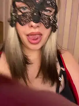 69Laura696 online show from February 9, 2025, 5:22 pm