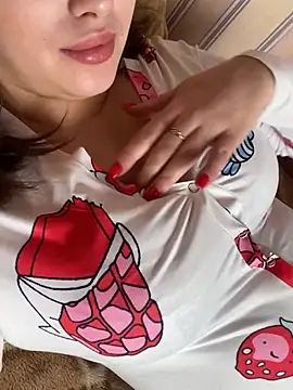 69Laura696 online show from January 9, 2025, 9:37 am