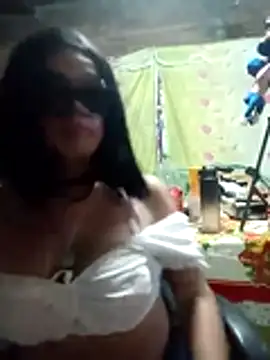 yovana13 online show from February 7, 2026, 3:58 am