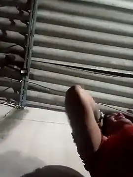 yovana13 online show from February 26, 2026, 1:05 am