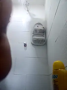 Luci And Sofi online show from March 29, 2026, 2:52 pm