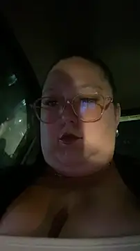 Chloee ep online show from November 27, 2025, 12:11 am