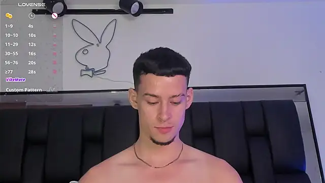 JadeSmiith  online show from March 22, 2025, 1:32 am