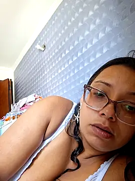 sexyterapy online show from April 19, 2026, 4:52 pm