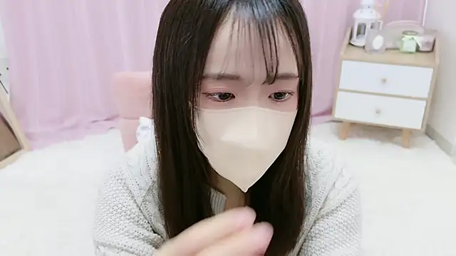 Nana 77  online show from February 3, 2025, 6:24 am