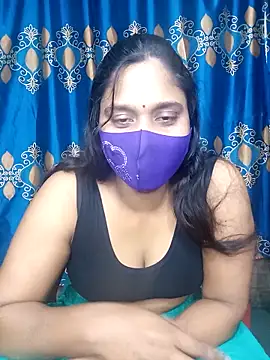 Hot Maleka online show from March 19, 2025, 2:35 pm