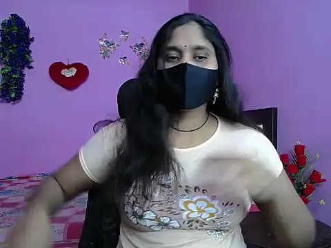 Snapshot of Hot_Maleka chatting on May 1, 2026, 4:34 pm Hot Maleka online show from May 1, 2026, 4:34 pm