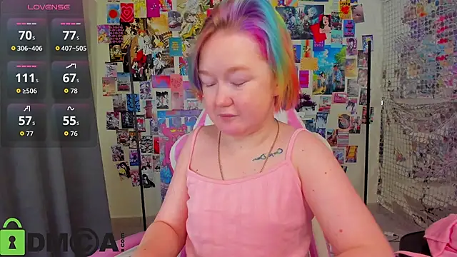 Sara Robinson online show from December 22, 2025, 2:44 am