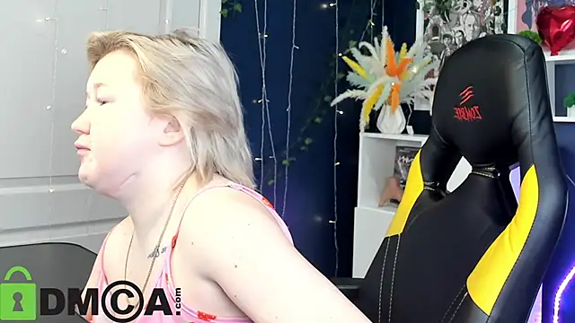 Sara Robinson online show from May 9, 2026, 2:59 am