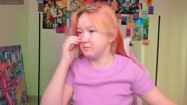 Sara Robinson online show from March 7, 2025, 3:08 am