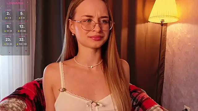 Tiffanyhunt online show from December 17, 2025, 3:17 pm