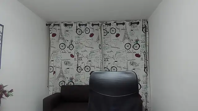 DanaaRey online show from October 16, 2025, 5:32 pm