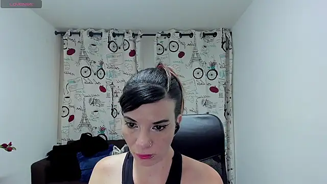 DanaaRey online show from October 24, 2025, 3:55 pm