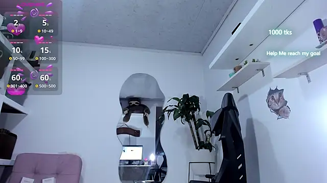 emily palmeer online show from September 24, 2025, 10:55 am