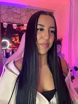 Tamara Roberts1 online show from October 28, 2025, 1:39 am