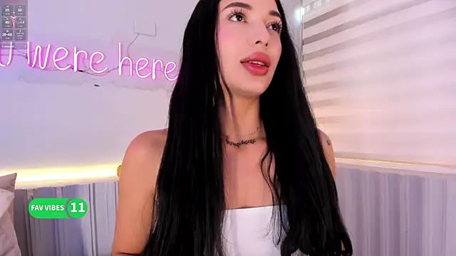 stephanymonroe online show from September 30, 2025, 4:35 pm