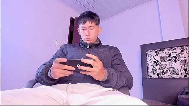 setsuna10 online show from November 29, 2025, 2:44 am