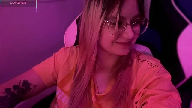 JacyWinslat online show from March 21, 2025, 9:23 pm