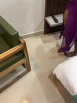 Snapshot of sexy-bu chatting on December 14, 2025, 1:17 pm sexy-bu online show from December 14, 2025, 1:17 pm