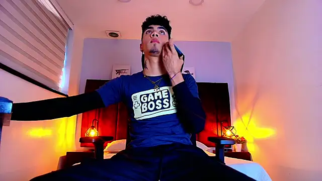 Snapshot of NeoRaptis chatting on September 20, 2025, 8:14 pm NeoRaptis online show from September 20, 2025, 8:14 pm