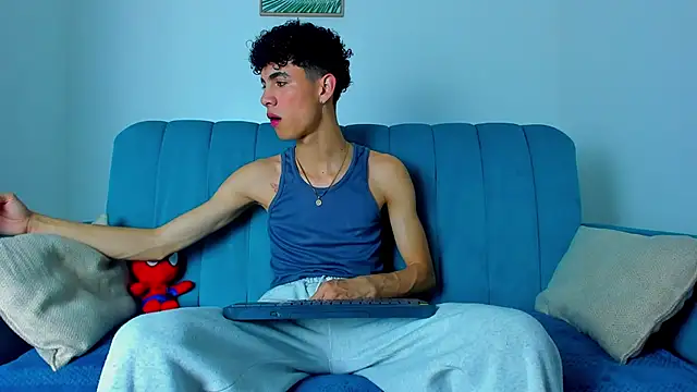 Snapshot of NeoRaptis chatting on March 15, 2025, 8:21 pm NeoRaptis online show from March 15, 2025, 8:21 pm