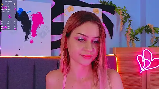 AlinaWalters online show from October 1, 2025, 8:46 pm