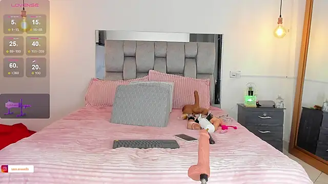 Snapshot of samarawells chatting on September 25, 2025, 10:16 pm samarawells online show from September 25, 2025, 10:16 pm