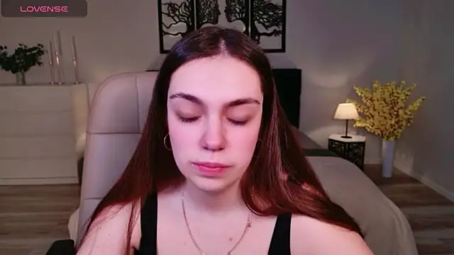 DaniellaLovely online show from November 17, 2025, 11:03 am