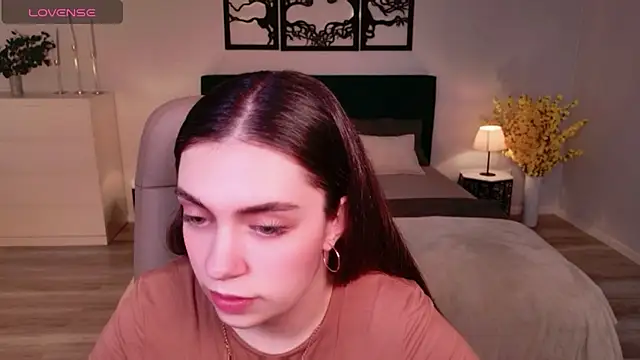 DaniellaLovely online show from December 14, 2025, 11:05 am