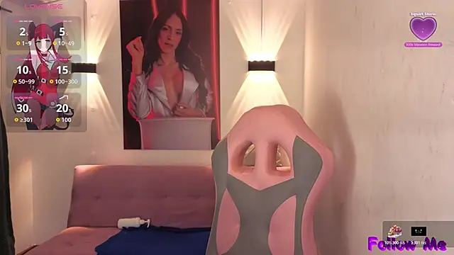 vittorialombardi   online show from November 28, 2025, 8:14 am