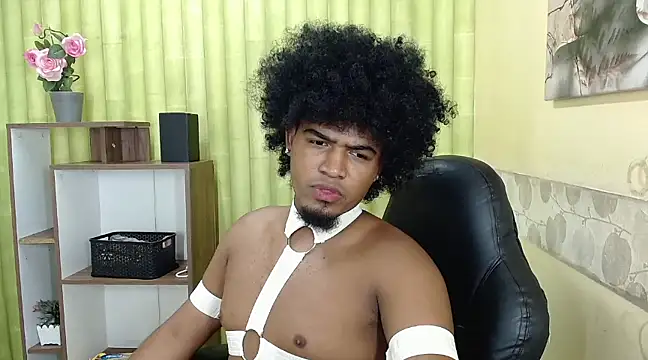 Snapshot of JaicobRuneer chatting on March 20, 2025, 1:13 am JaicobRuneer online show from March 20, 2025, 1:13 am