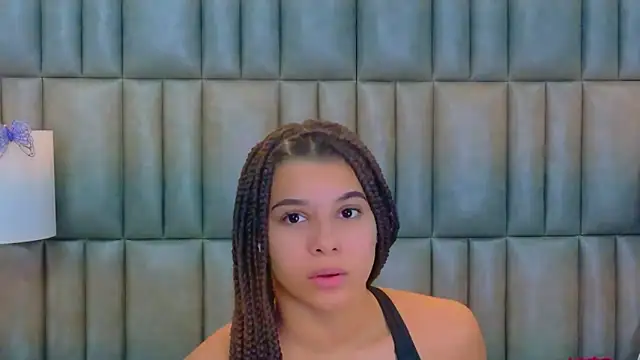 TiaraRosse online show from February 10, 2026, 3:27 am