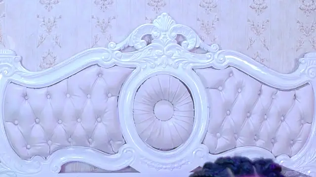 TiaraRosse online show from September 23, 2025, 1:07 pm